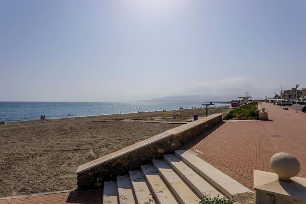 Loft primera línea playa, Cabo de Gata, Wifi Apartment Retamar  Luaran gambar